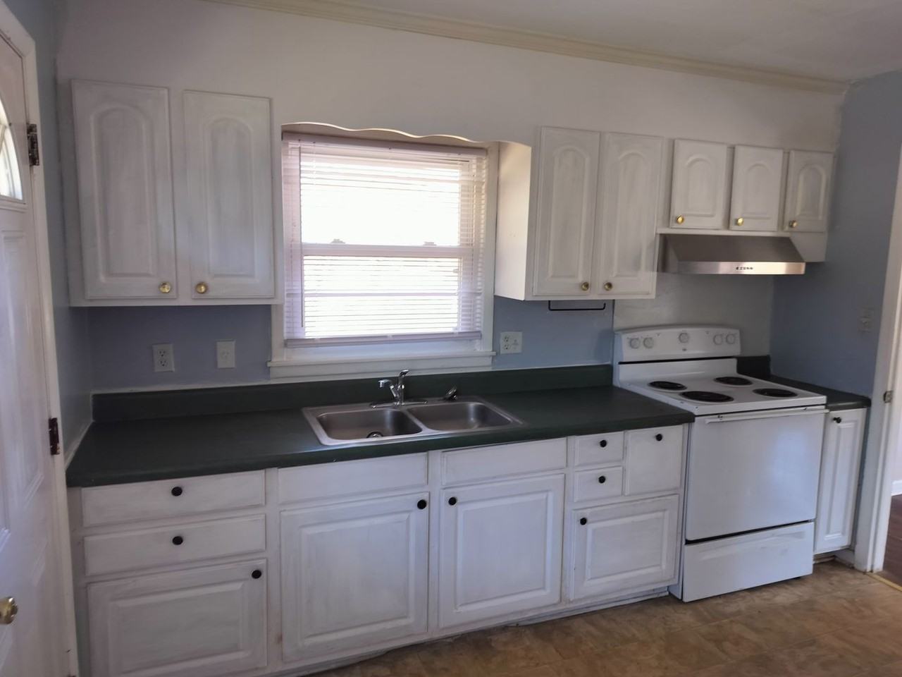 4038 Village Dr - Photo 2 of 13