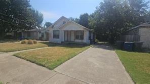 3626 Carpenter Ave - Photo 2 of 6