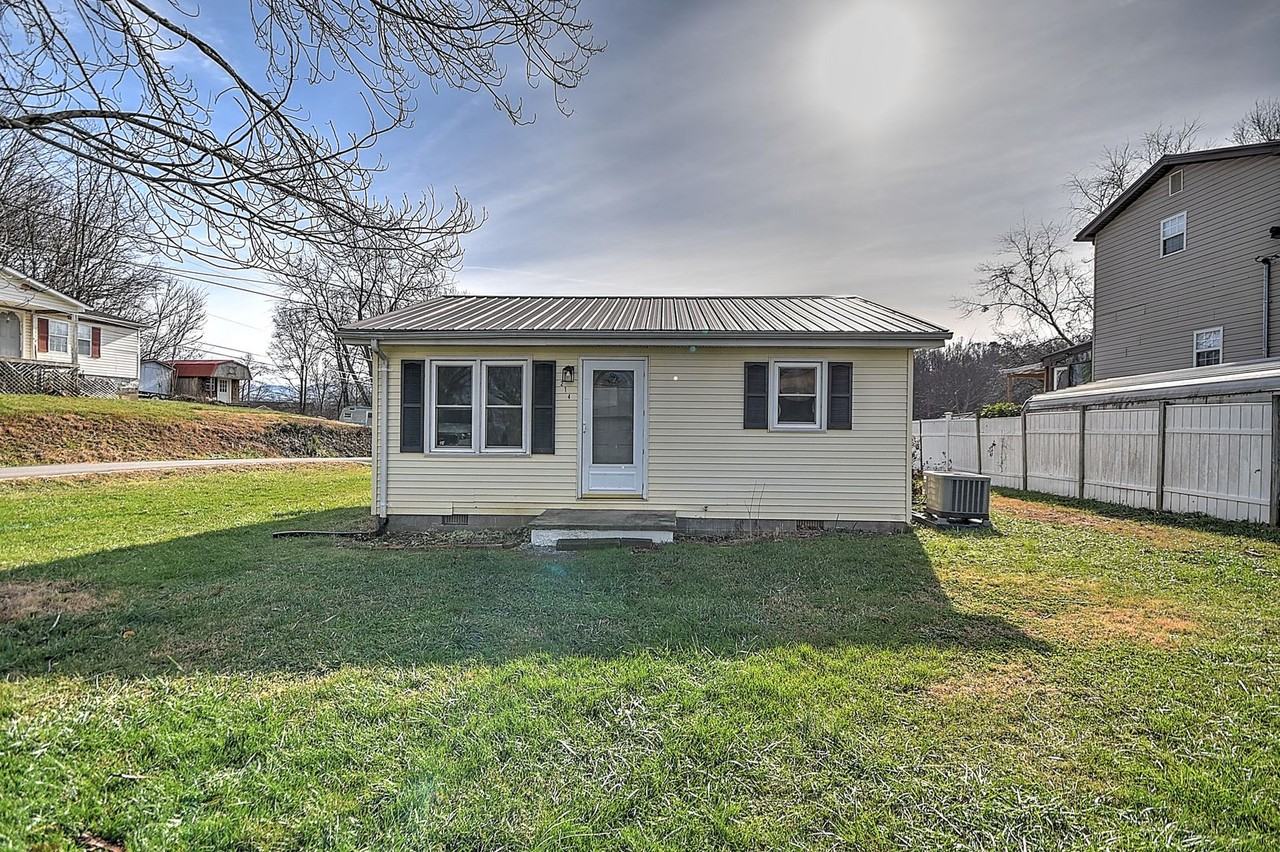 214 Taylor Ave - Photo 2 of 27