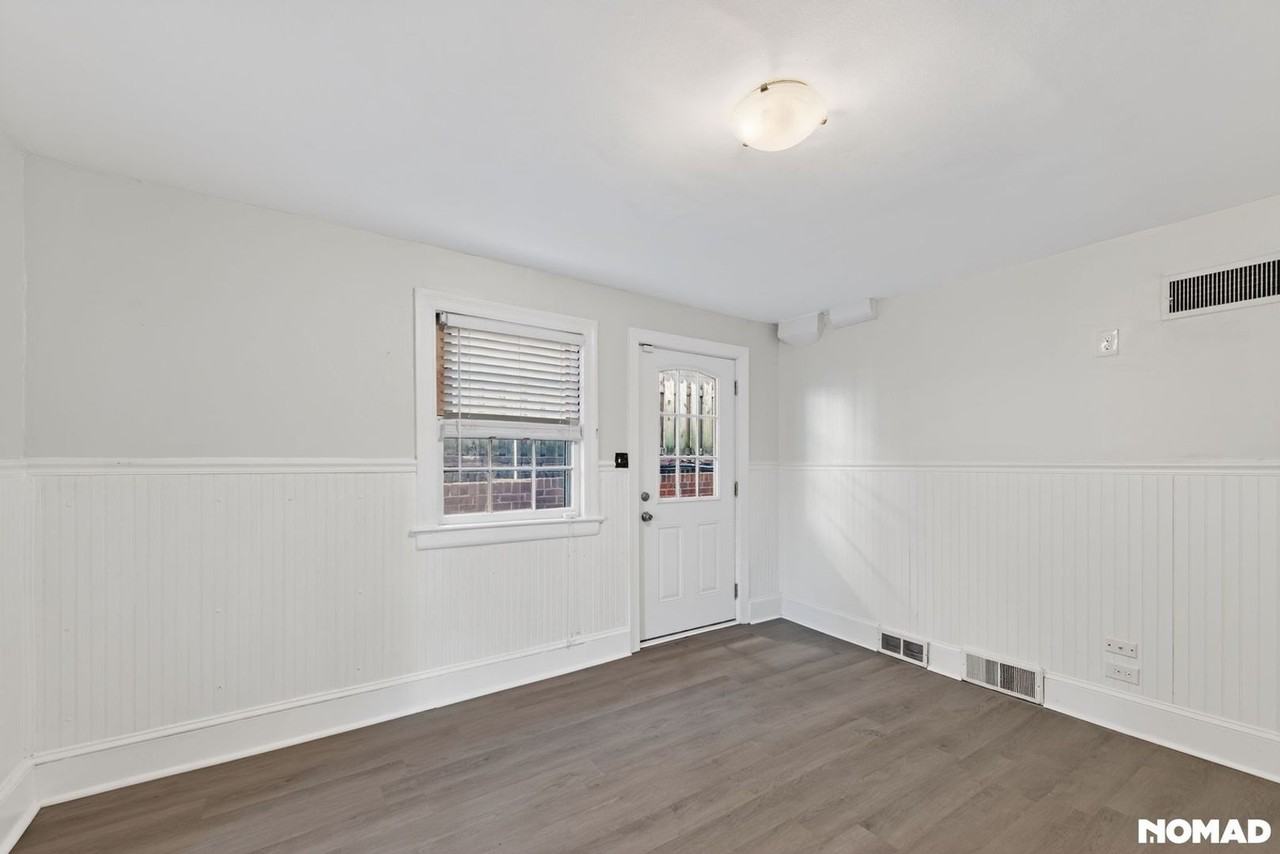 821 Onslow St - Photo 6 of 31