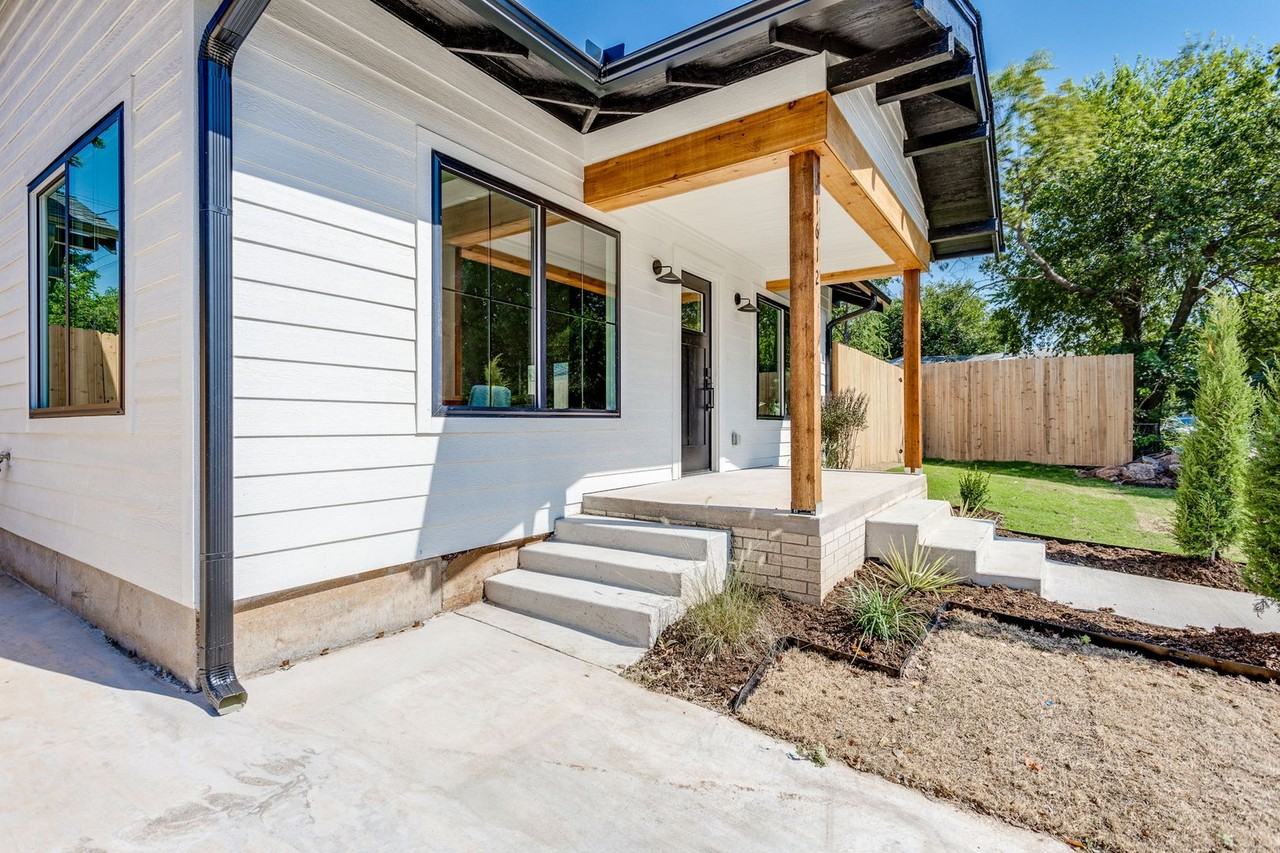 1612 N Virginia Ave - Photo 3 of 26