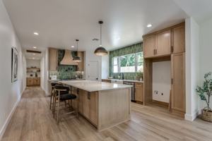 featured image of 1612 N Virginia Ave