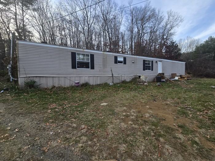 222 Farmington Rd - Photo 2 of 12