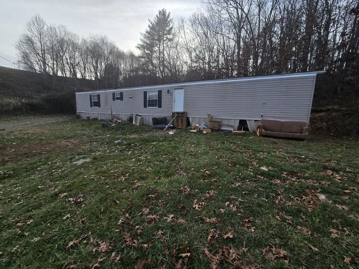 222 Farmington Rd - Photo 3 of 12