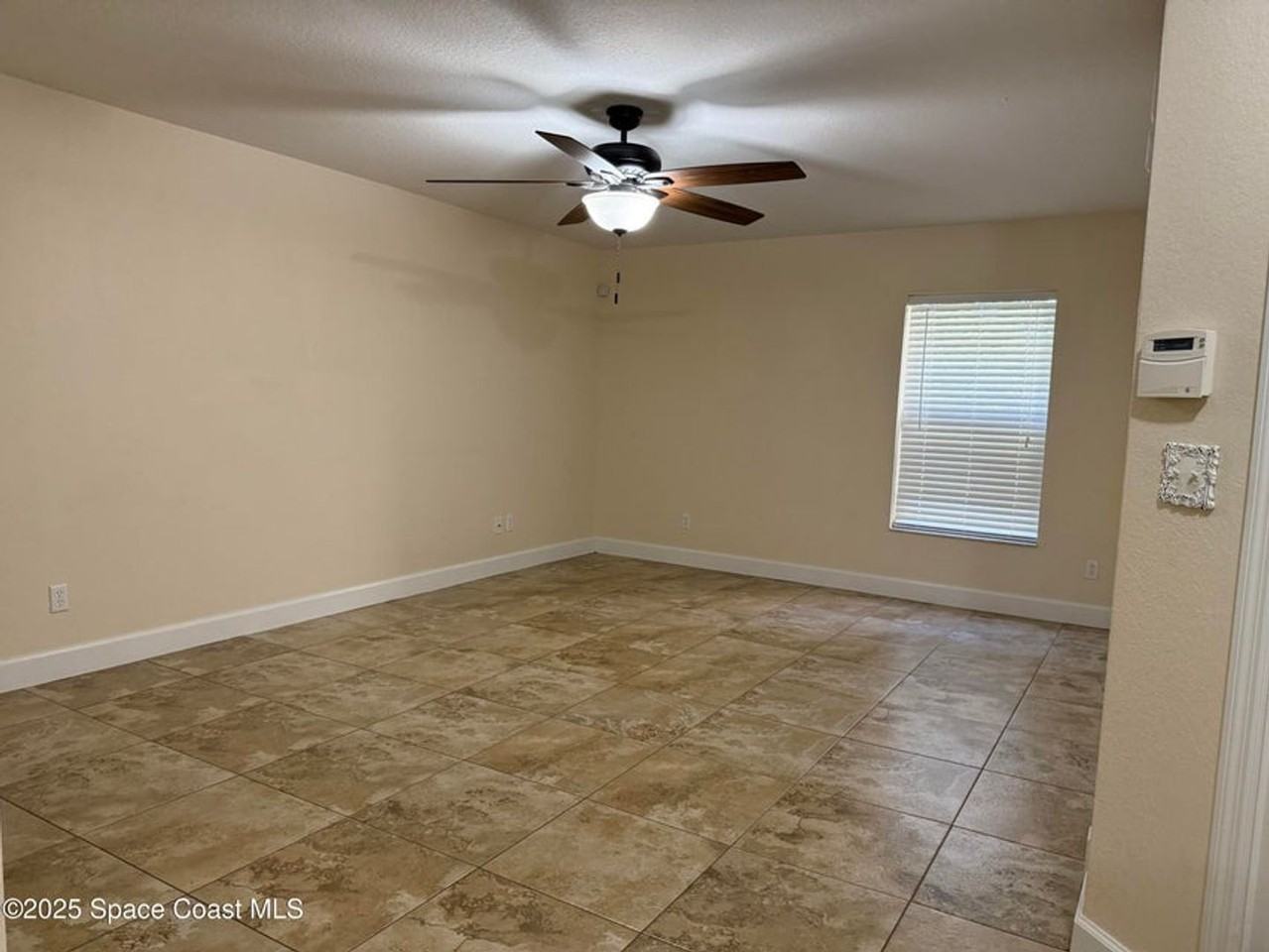 2613 S Park Ave - Photo 6 of 14