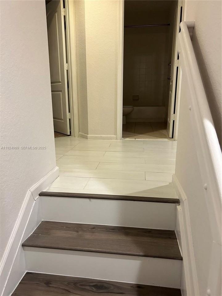 13903 Southwest 279th Lane - Photo 5 of 19