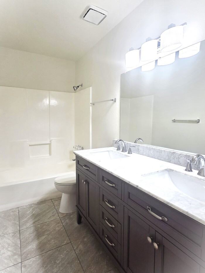 207 East Loma Linda Boulevard #1 - Photo 6 of 11