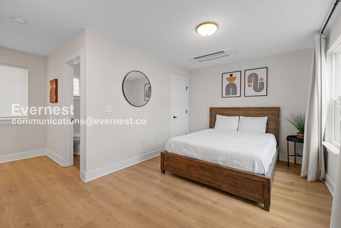 110 Duke St #7 - Photo 7 of 16