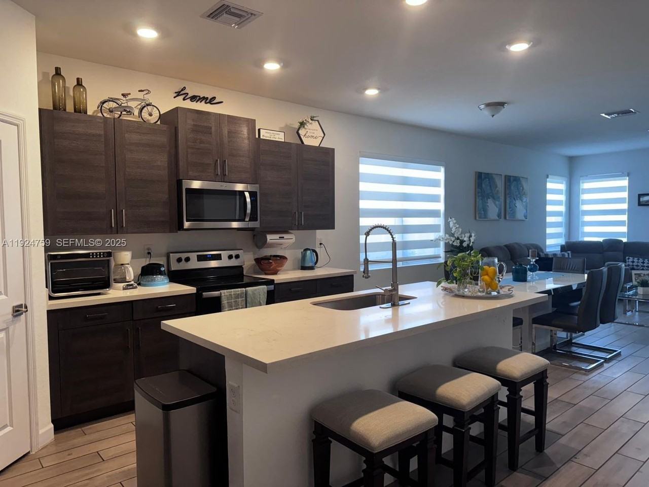 13201 SW 269th Ter - Photo 3 of 21