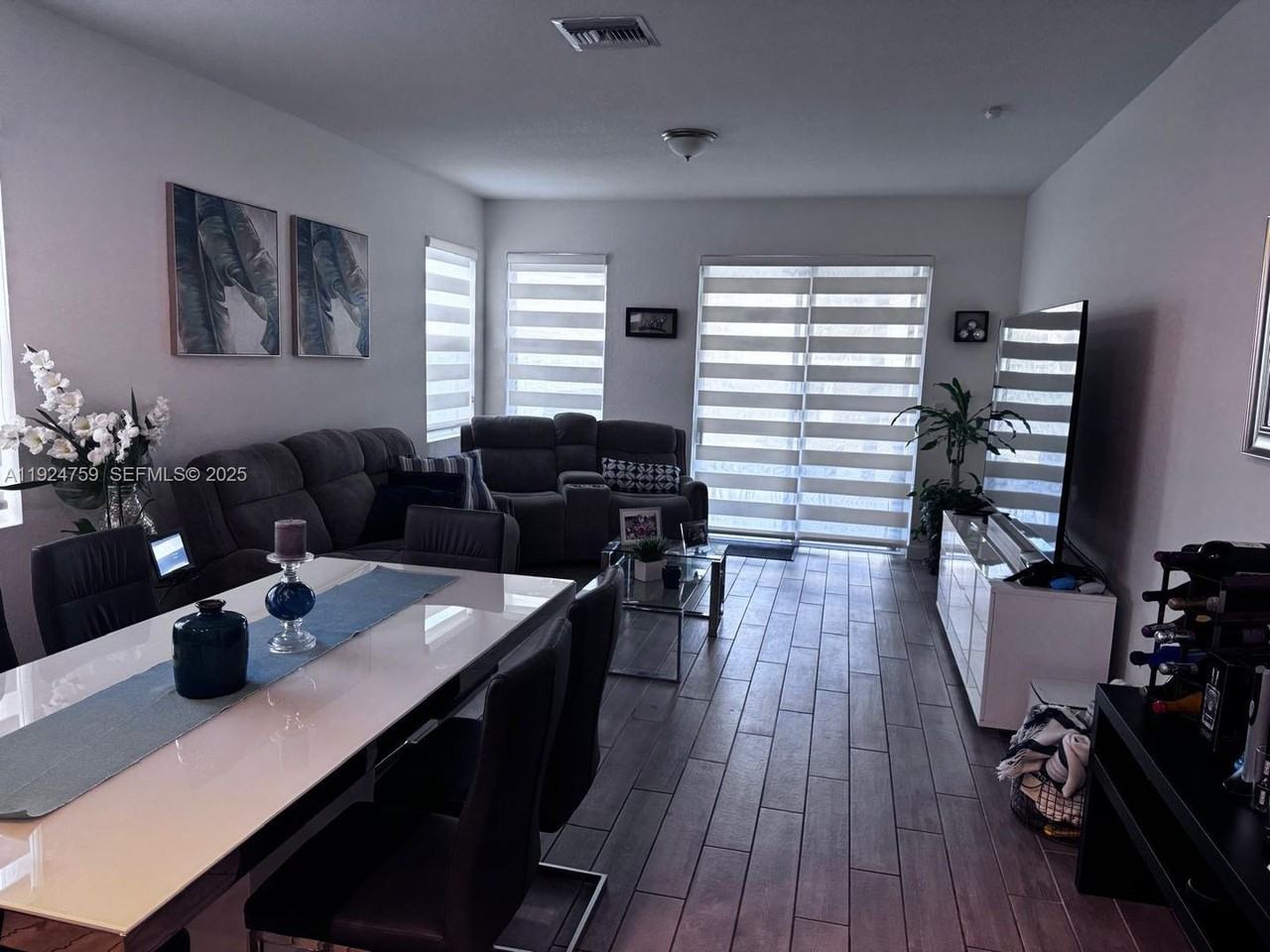 13201 SW 269th Ter - Photo 5 of 21