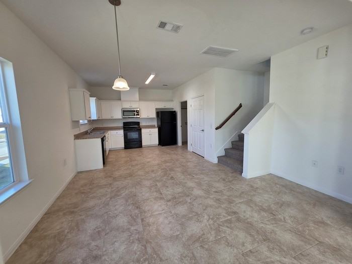 8810 Post Oak Lane - Photo 3 of 8