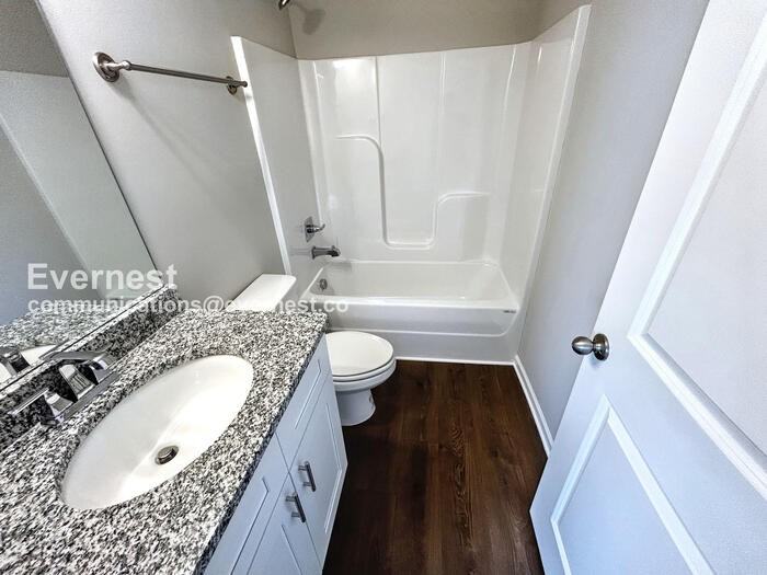 246 Tara Ct - Photo 7 of 14