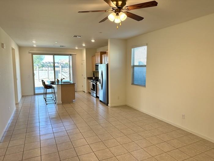 30976 N Audobon Dr - Photo 4 of 27