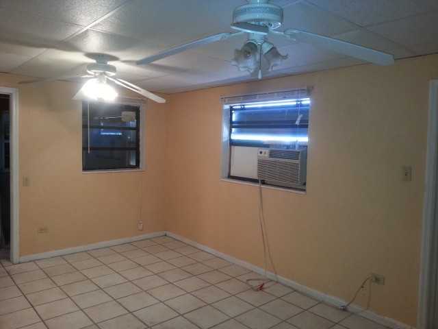 231 Southwest 7th Court - Photo 4 of 7