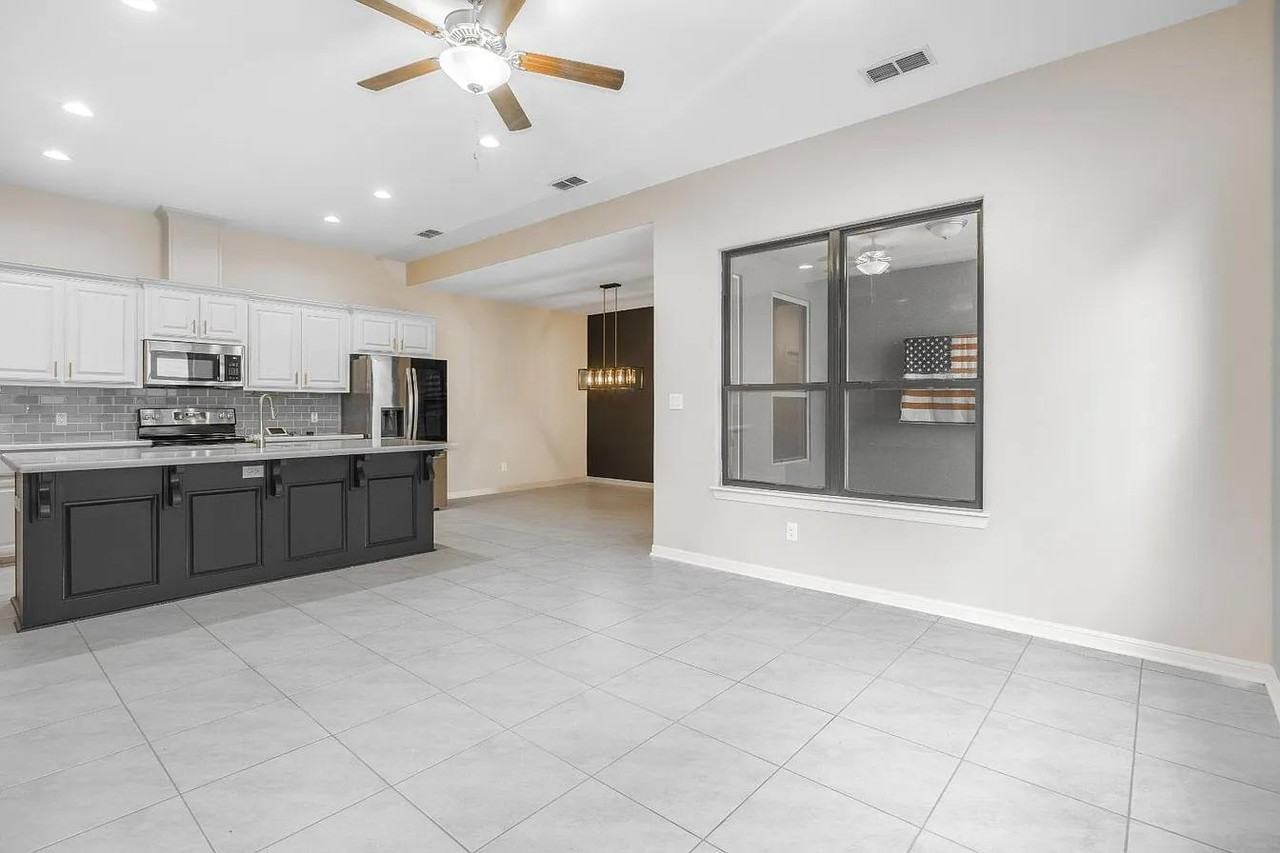 10308 North 13th Street - Photo 5 of 20