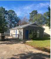 featured image of 300 North 40th Avenue