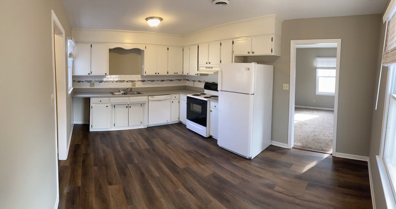 112 112 State Rd S 42 7449 #A - Photo 7 of 23