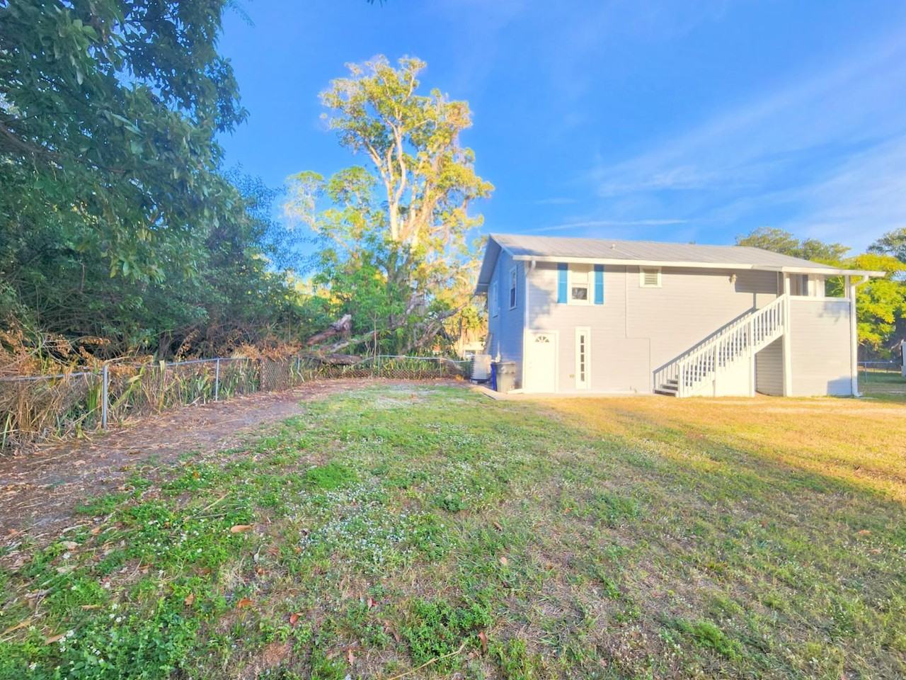 2565 Third Street - Photo 3 of 12