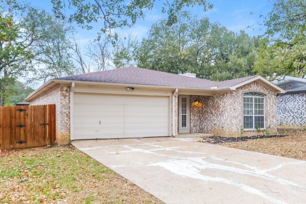 1114 Hidden Creek Dr - Photo 4 of 16