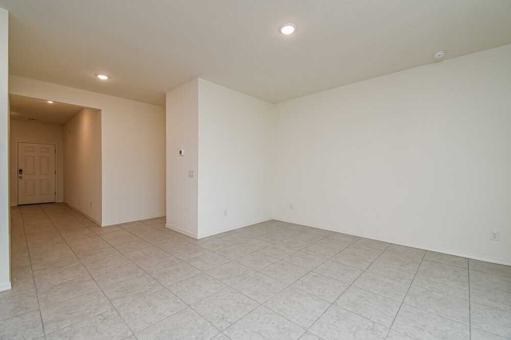 4349 E Kolin Ln - Photo 7 of 16