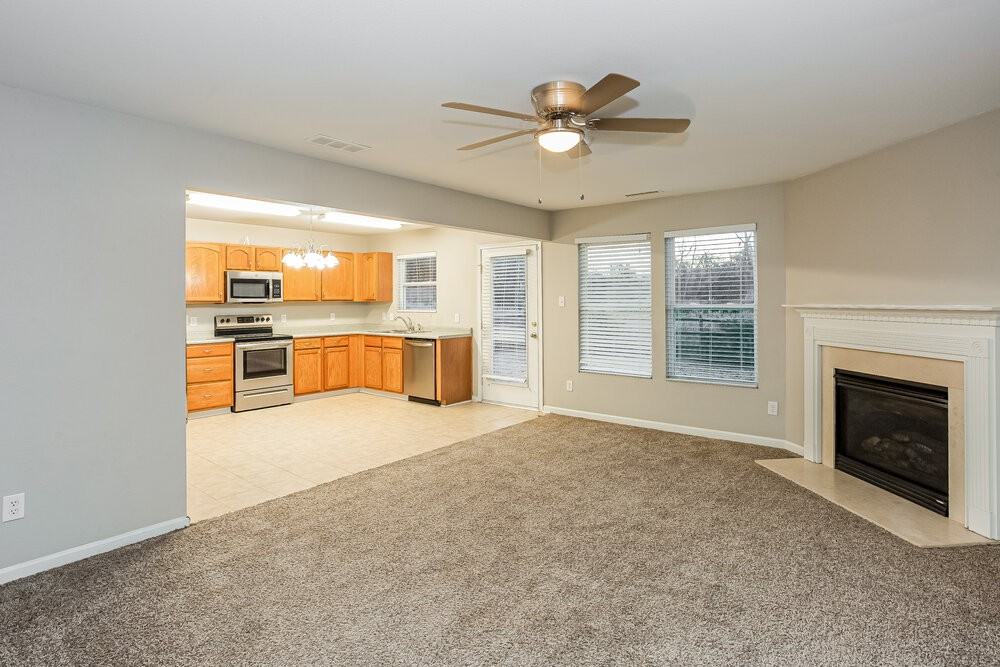 4068 Kellybrook Dr - Photo 7 of 17
