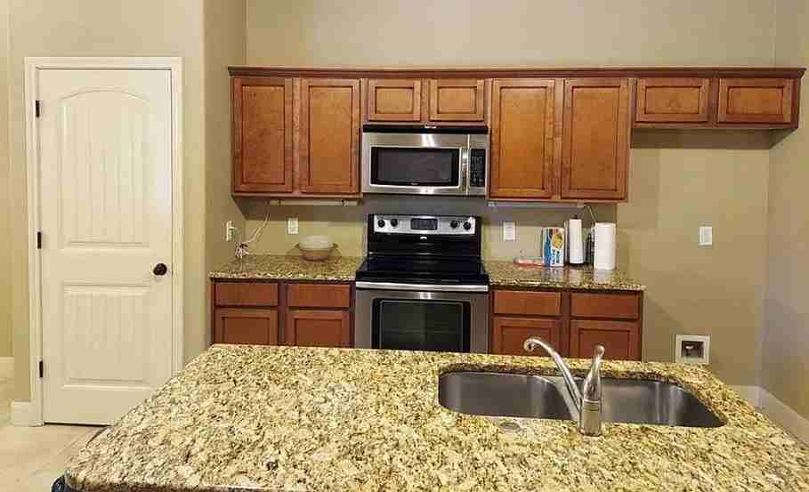 704 Darlington Dr #NA - Photo 3 of 15