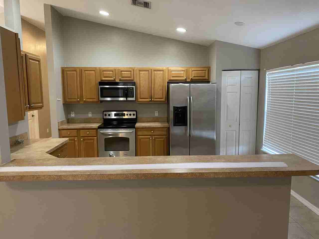 375 Lexington Ave Sw #NA - Photo 4 of 29