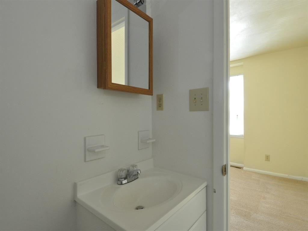 4110 Queenswood Drive #0 - Photo 6 of 11