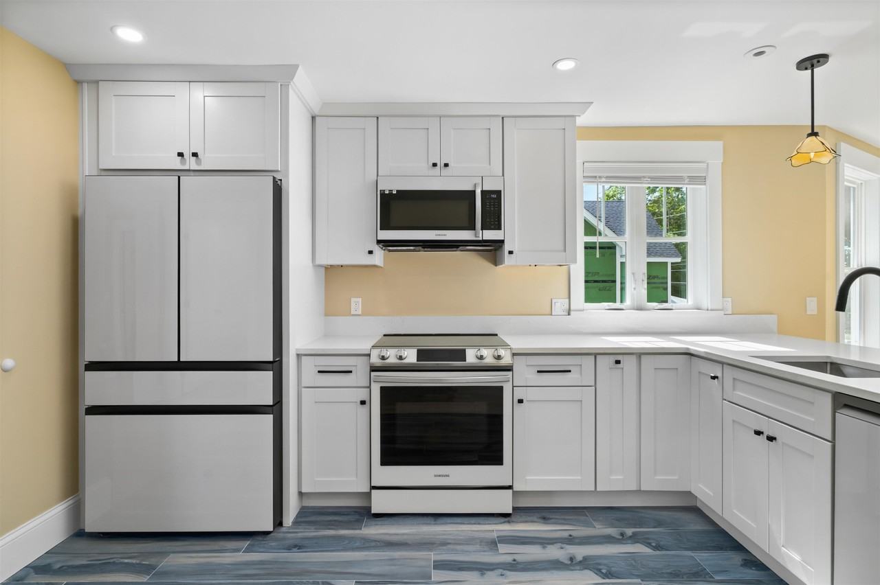 8 Water St #2 - Photo 7 of 35