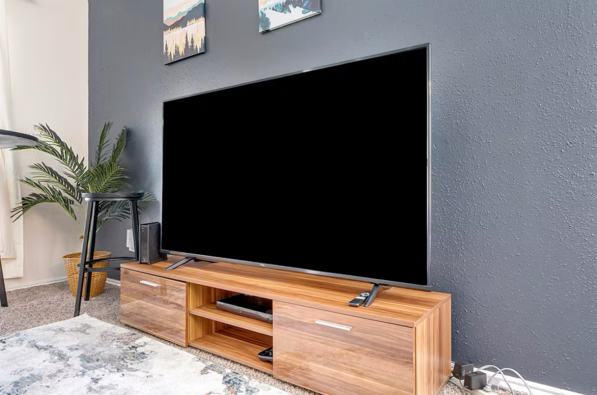 9606 Wildwood Rdg - Photo 3 of 8