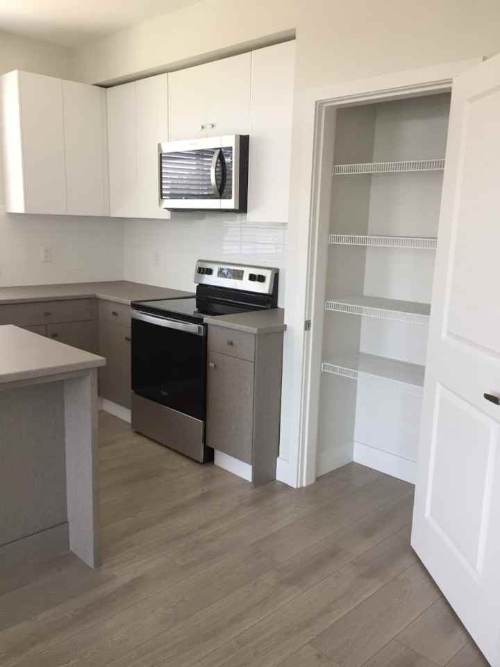 1516 Mccallum Road - Photo 4 of 15