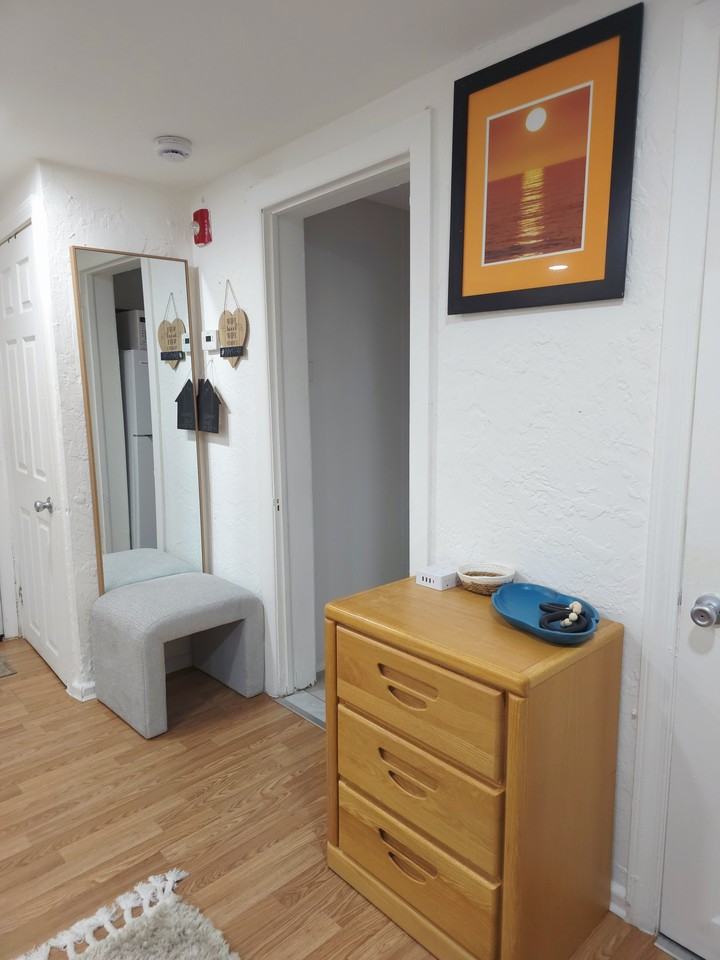 6142 North 8th Street #A - Photo 4 of 16