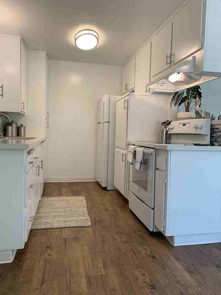 Armada Apartments - Photo 2 of 10