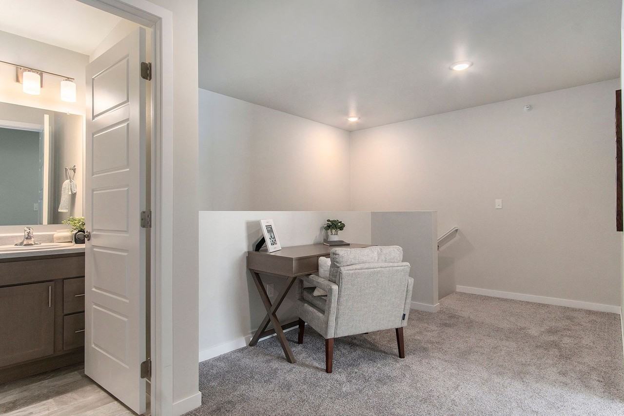 The Muse - Photo 4 of 19