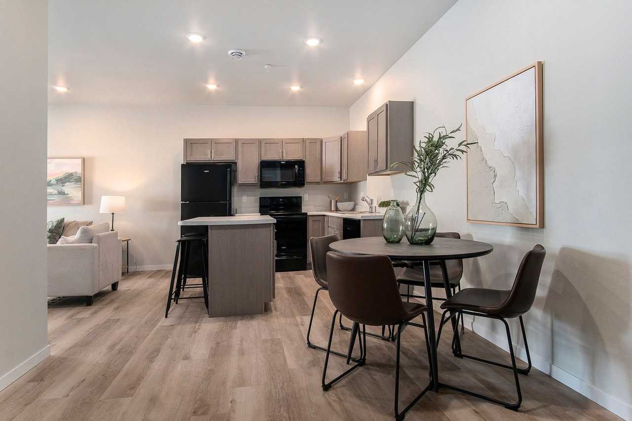 The Muse - Photo 7 of 19