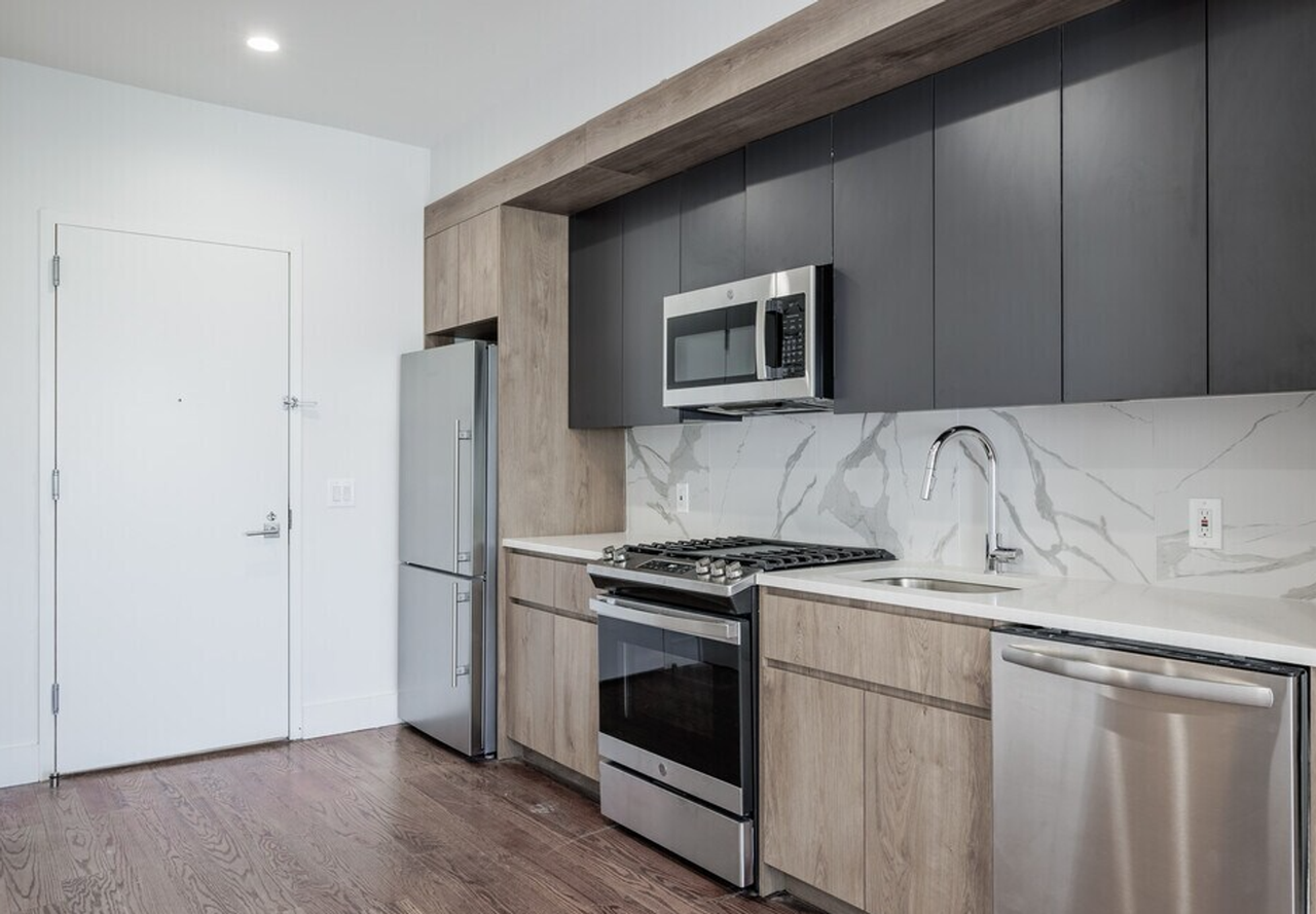 Century Tuer: Unveiling Our Exclusive Boutique Residences - Photo 6 of 36