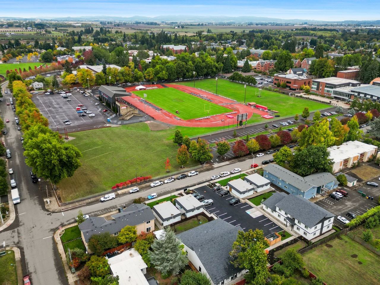 Jackson Commons - Photo 3 of 50