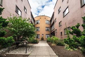 featured image of 833 Ne Schuyler St
