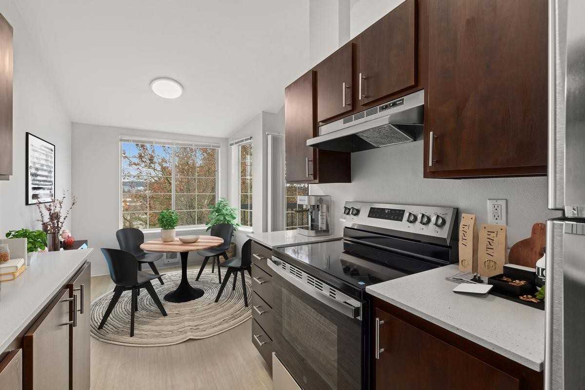 3414 Nw Kensington Ln - Photo 4 of 22