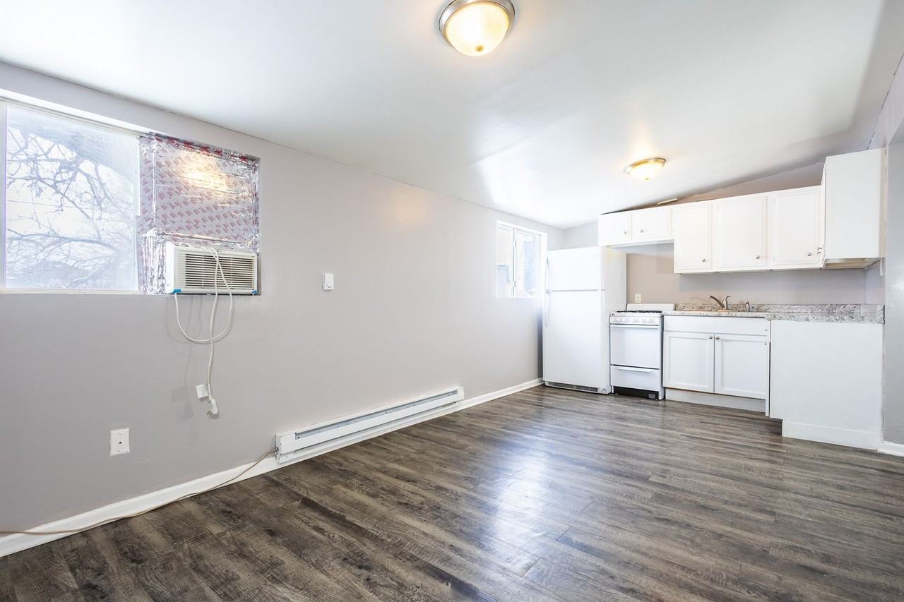 814 S 27th Street - Photo 7 of 25