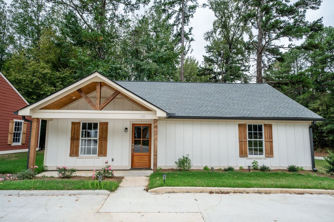 Fox Hollow - Photo 3 of 3