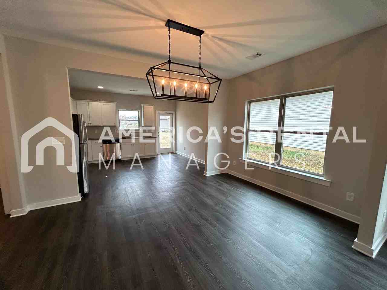 14200 Sugarberry Lane - Photo 6 of 31