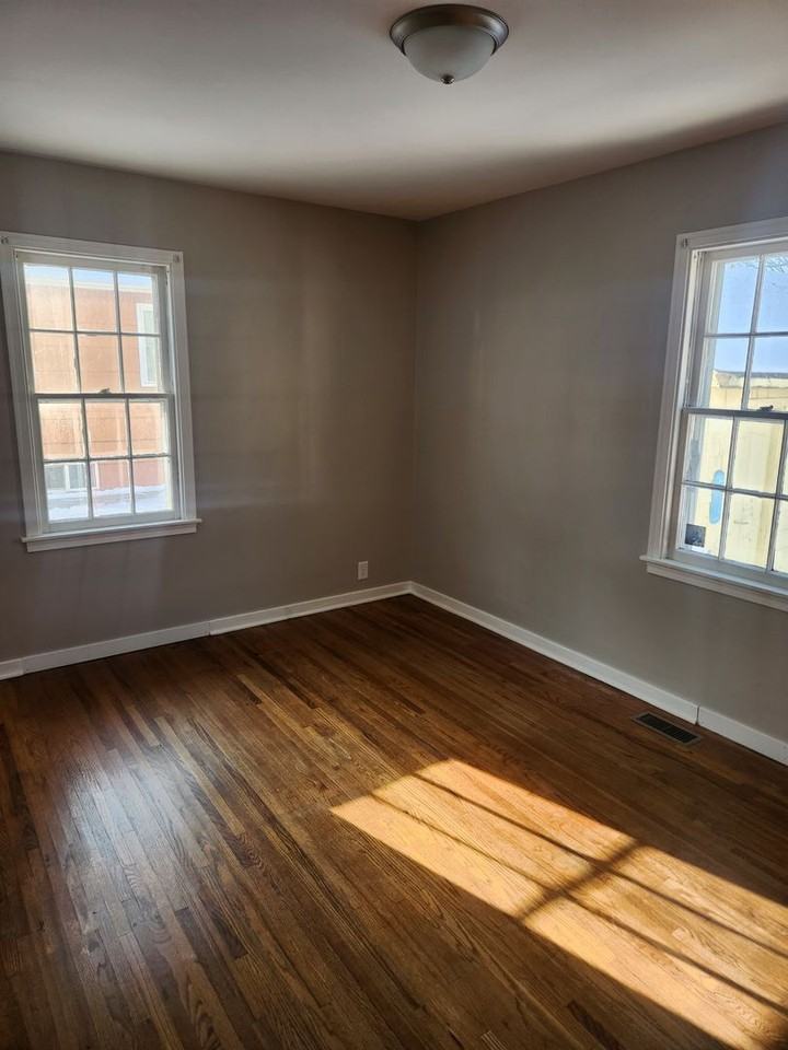 517 9th St Nw - Photo 4 of 18