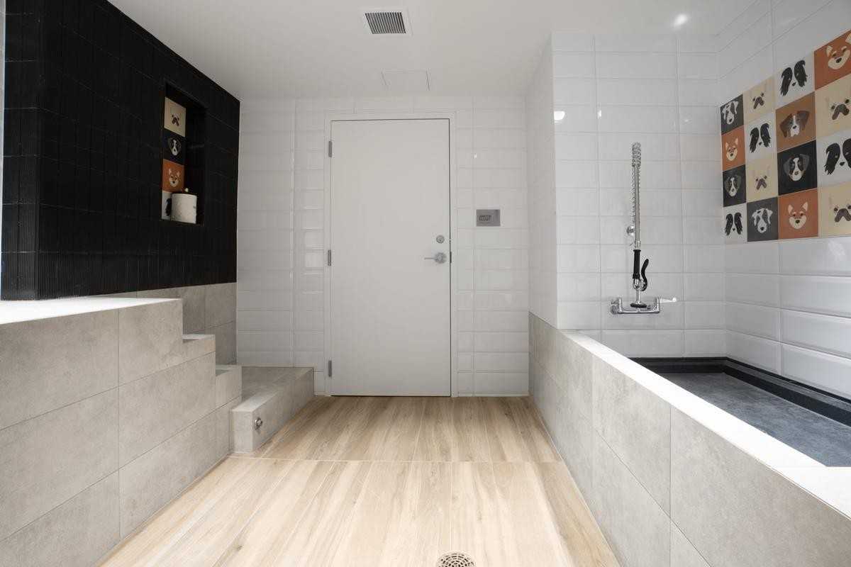 13166 Ne 15th St - Photo 4 of 50