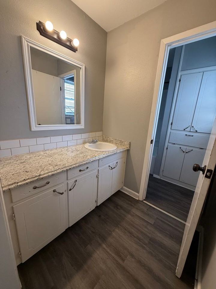 3128 Sunset Dr - Photo 7 of 15