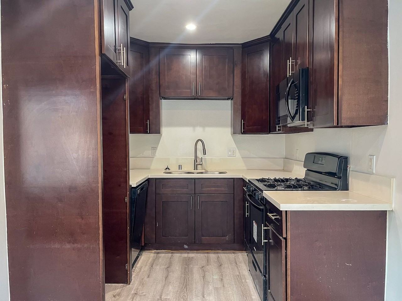 14715 Chadron Ave - Photo 6 of 47