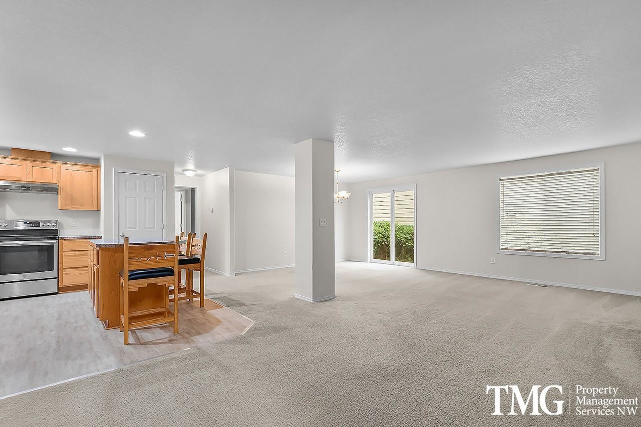 3204 S 2nd Way - Photo 3 of 44