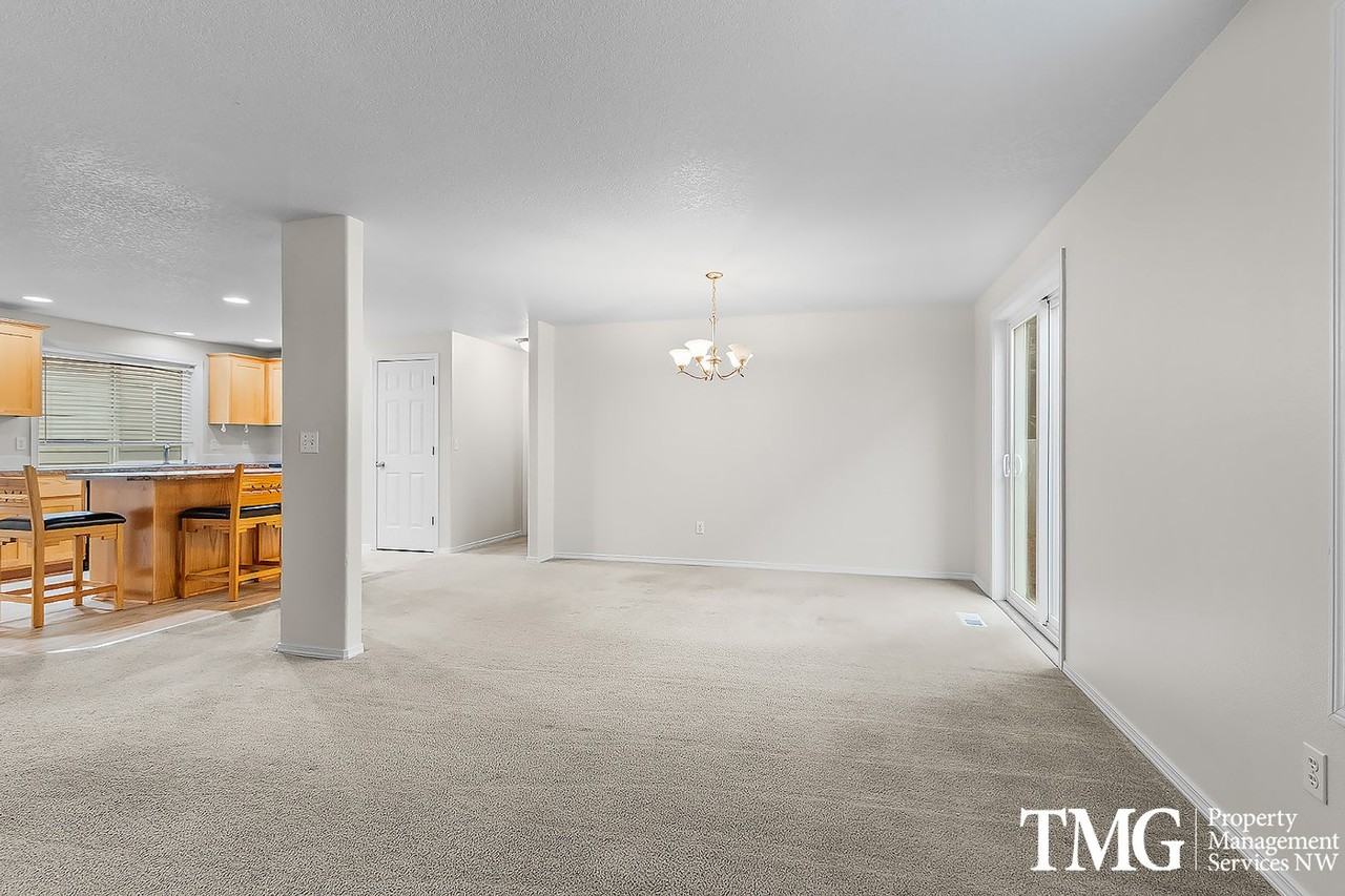 3204 S 2nd Way - Photo 4 of 44