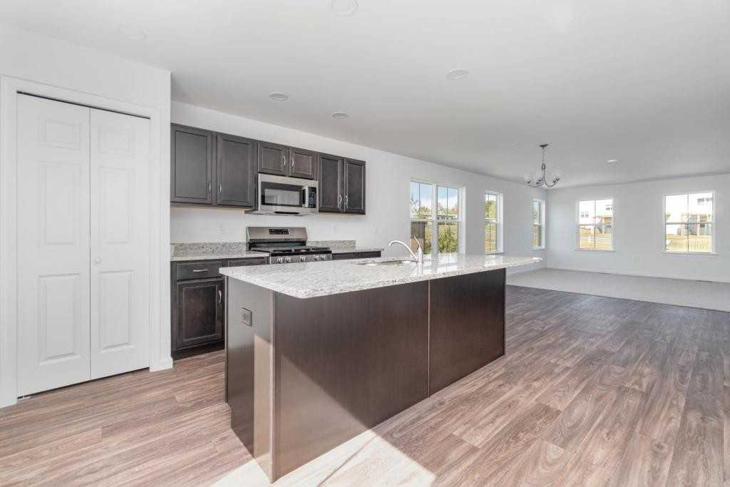 12 Kenzie Way - Photo 7 of 26