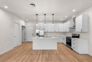 featured image of 412 Aplets Way